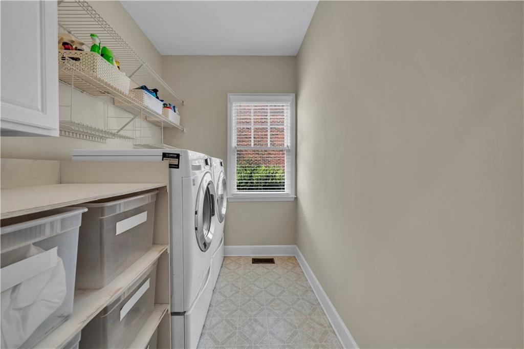 5640 Overlook Blf Johns Creek, GA 30097