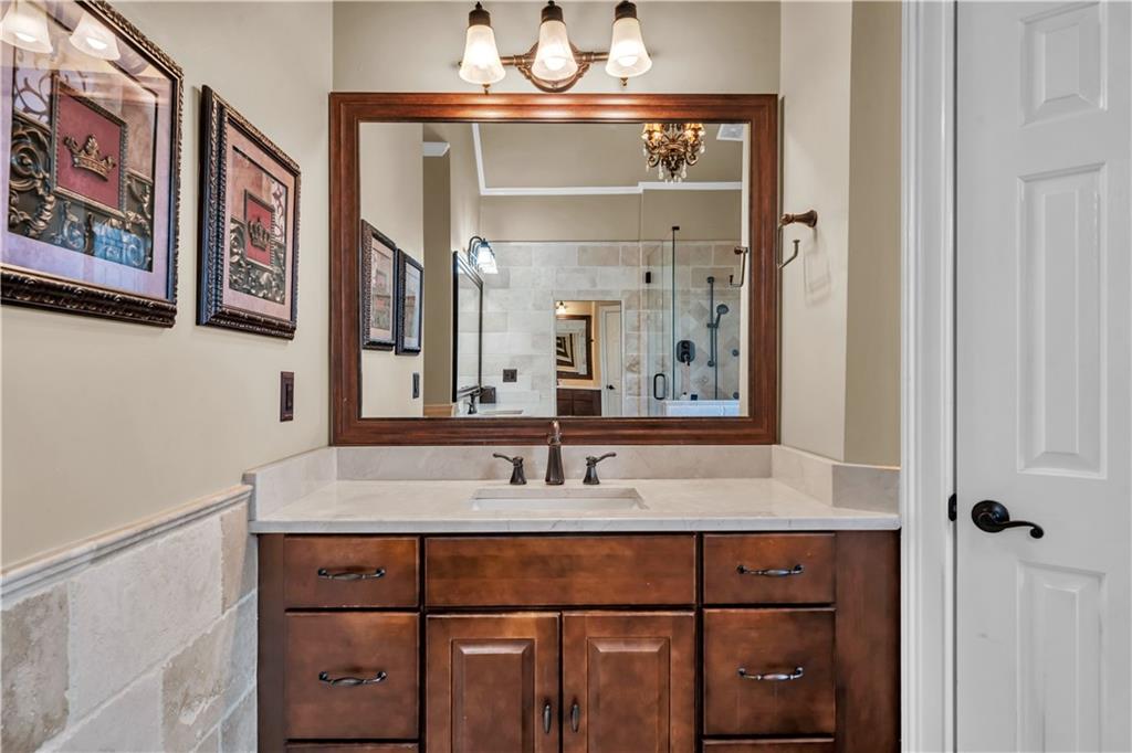 5640 Overlook Blf Johns Creek, GA 30097