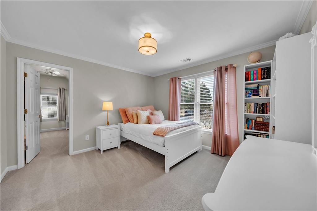 5640 Overlook Blf Johns Creek, GA 30097