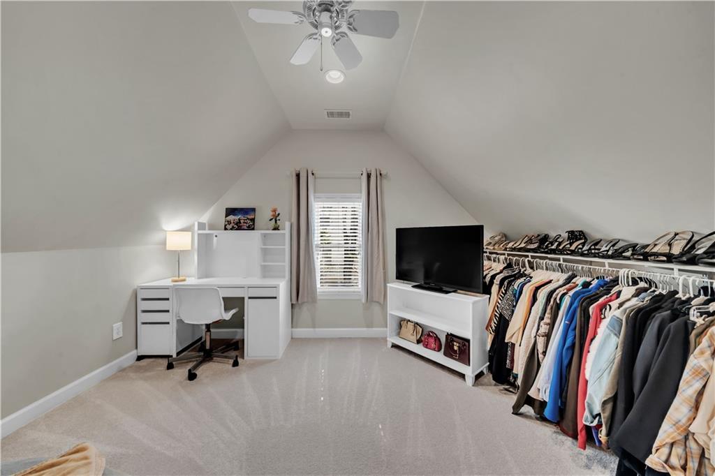 5640 Overlook Blf Johns Creek, GA 30097