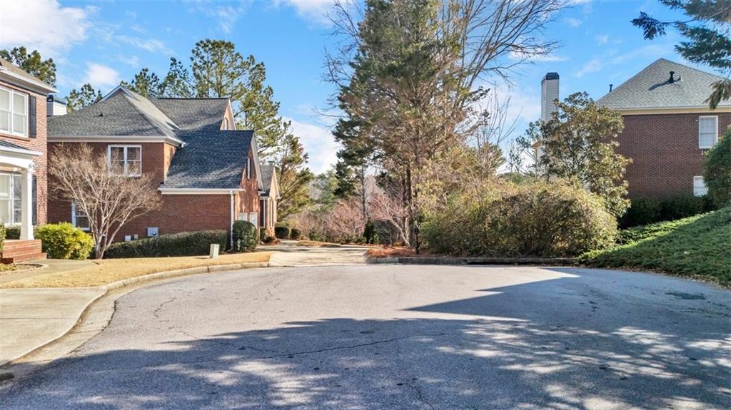 5640 Overlook Blf Johns Creek, GA 30097