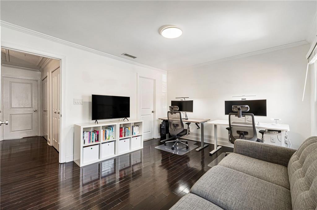 24 Mt Vernon Cir Atlanta, GA 30338