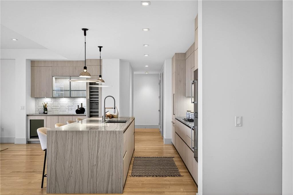 3107 Peachtree Rd #1702 Atlanta, GA 30305