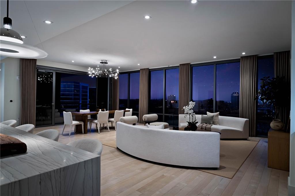 3107 Peachtree Rd #1702 Atlanta, GA 30305