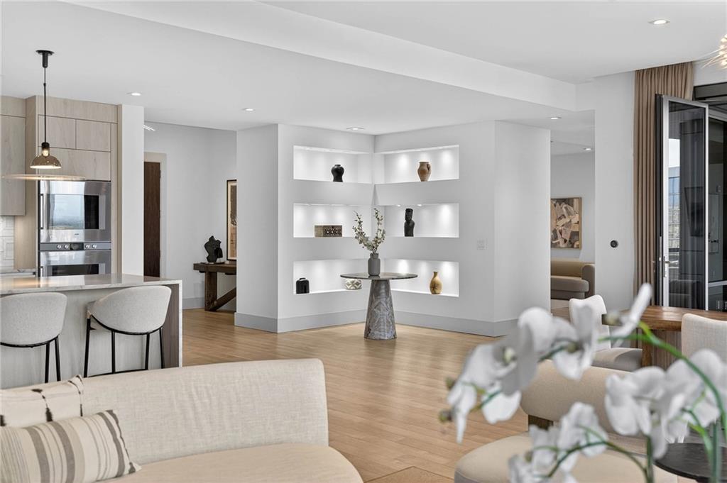 3107 Peachtree Rd #1702 Atlanta, GA 30305