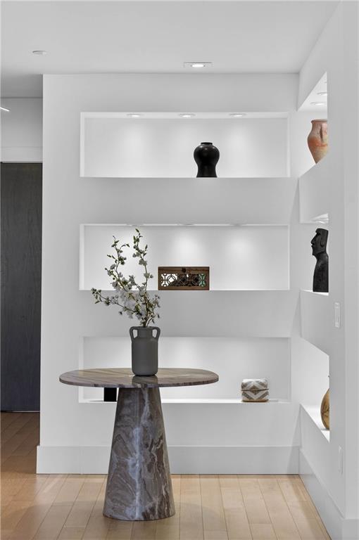 3107 Peachtree Rd #1702 Atlanta, GA 30305