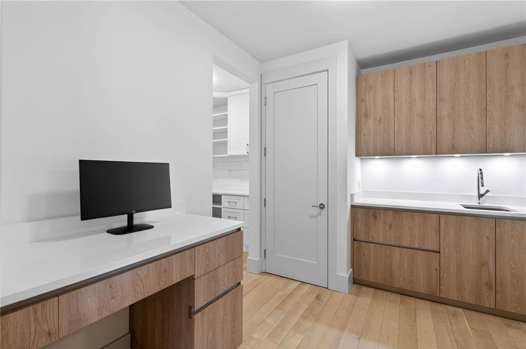 3107 Peachtree Rd #1702 Atlanta, GA 30305