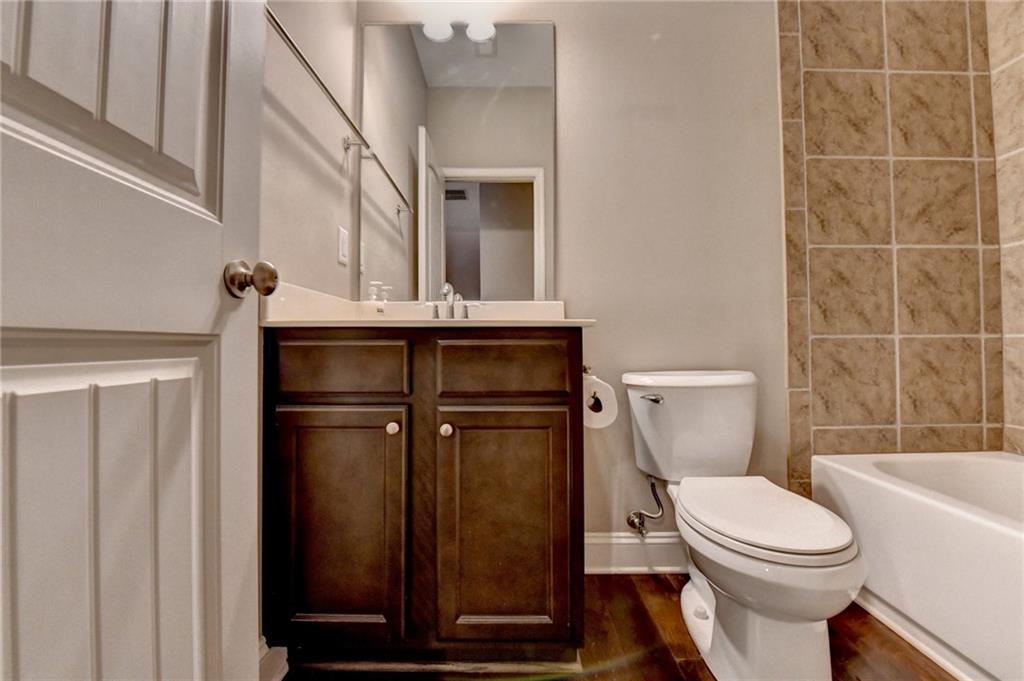 7067 Walham Grv Johns Creek, GA 30097