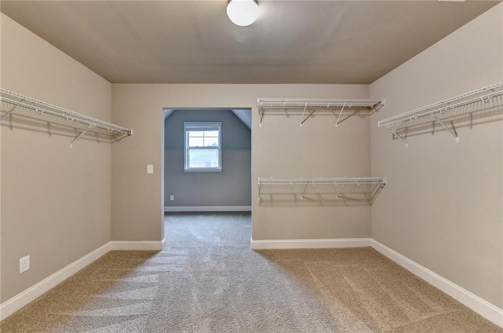 7067 Walham Grv Johns Creek, GA 30097