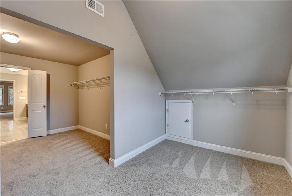 7067 Walham Grv Johns Creek, GA 30097