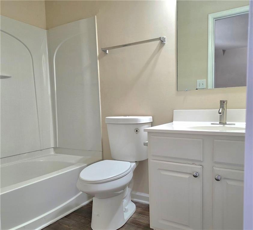 2010 Meadow Peak Rd Duluth, GA 30097