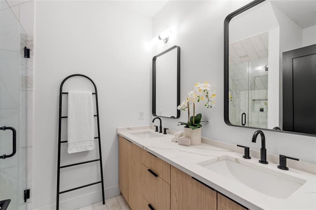 1161 Penny Ln Atlanta, GA 30329