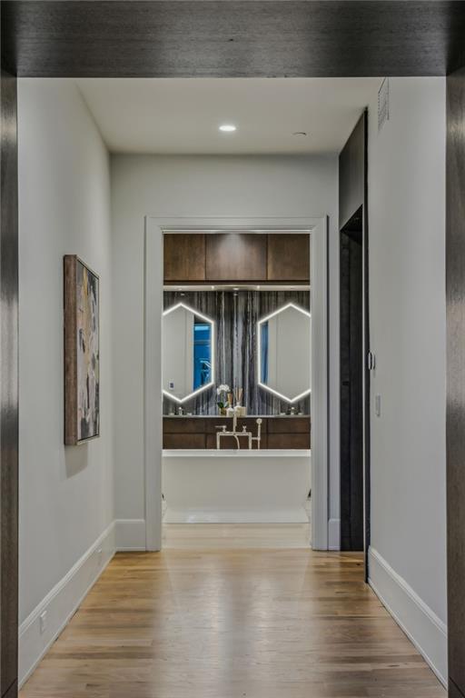 1301 Peachtree St #4L Atlanta, GA 30309