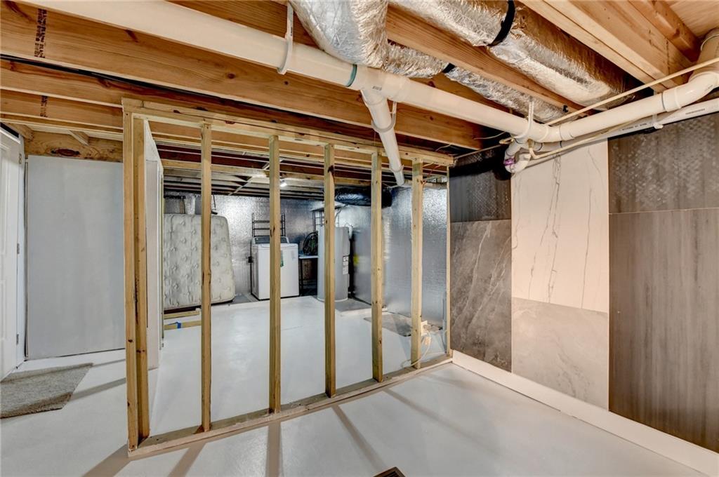 6654 Old Covington Rd Lithonia, GA 30058