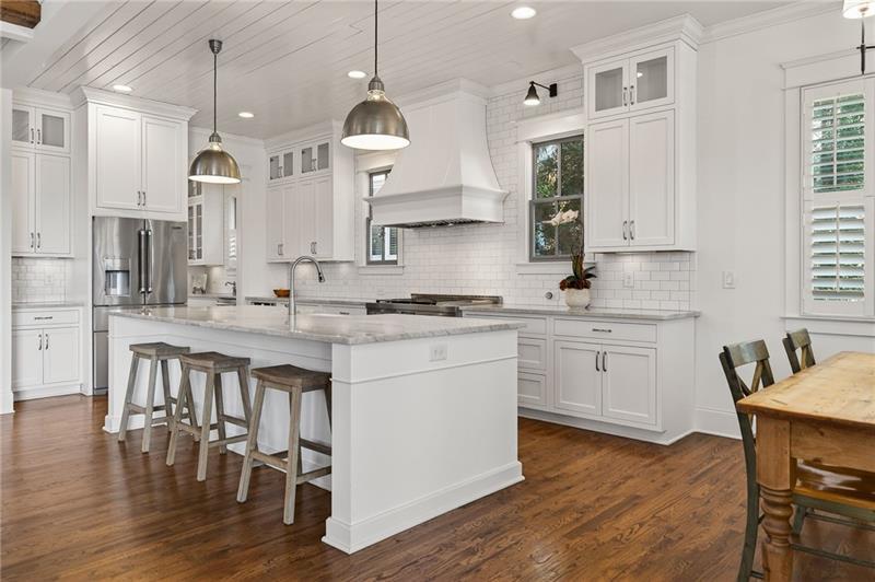 907 Highland Ter Atlanta, GA 30306