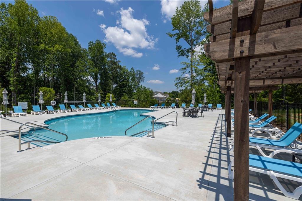 3196 Moor Vw Rd #27 Duluth, GA 30096