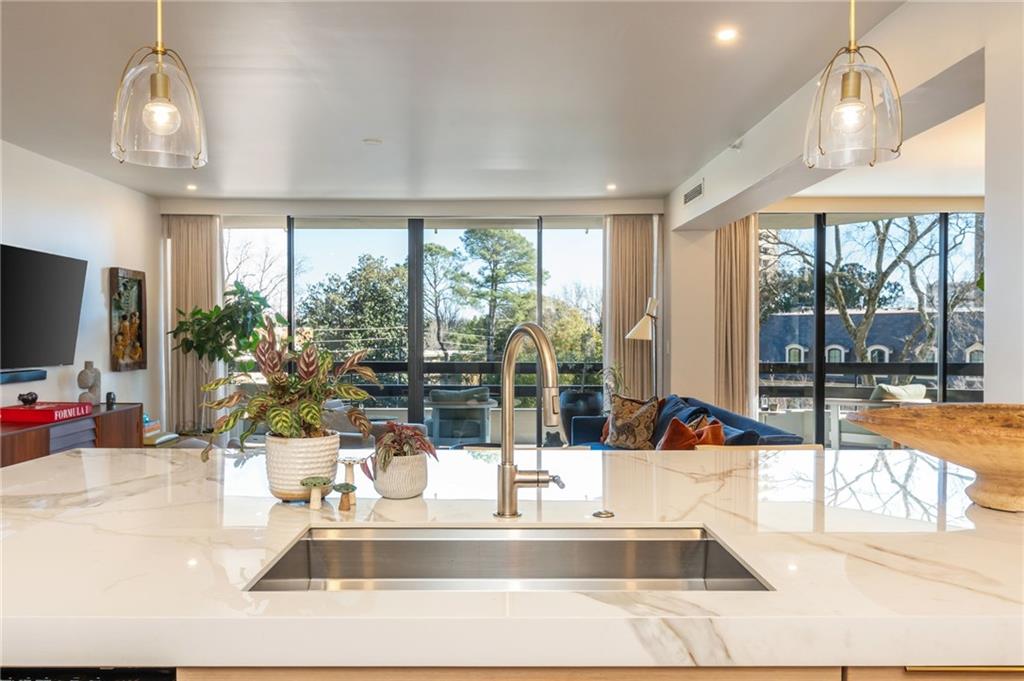 2660 Peachtree Rd #6H Atlanta, GA 30305