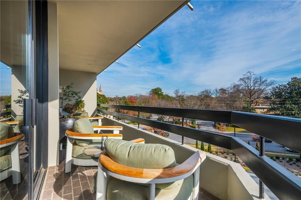 2660 Peachtree Rd #6H Atlanta, GA 30305