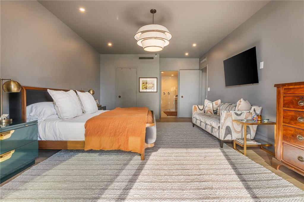 2660 Peachtree Rd #6H Atlanta, GA 30305