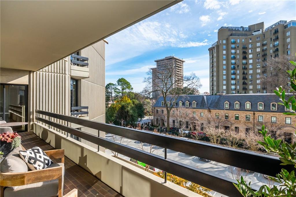 2660 Peachtree Rd #6H Atlanta, GA 30305