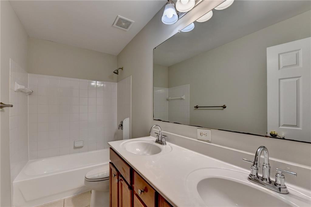 105 Villa Pl Ct Tucker, GA 30084