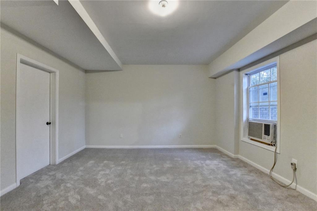 105 Villa Pl Ct Tucker, GA 30084