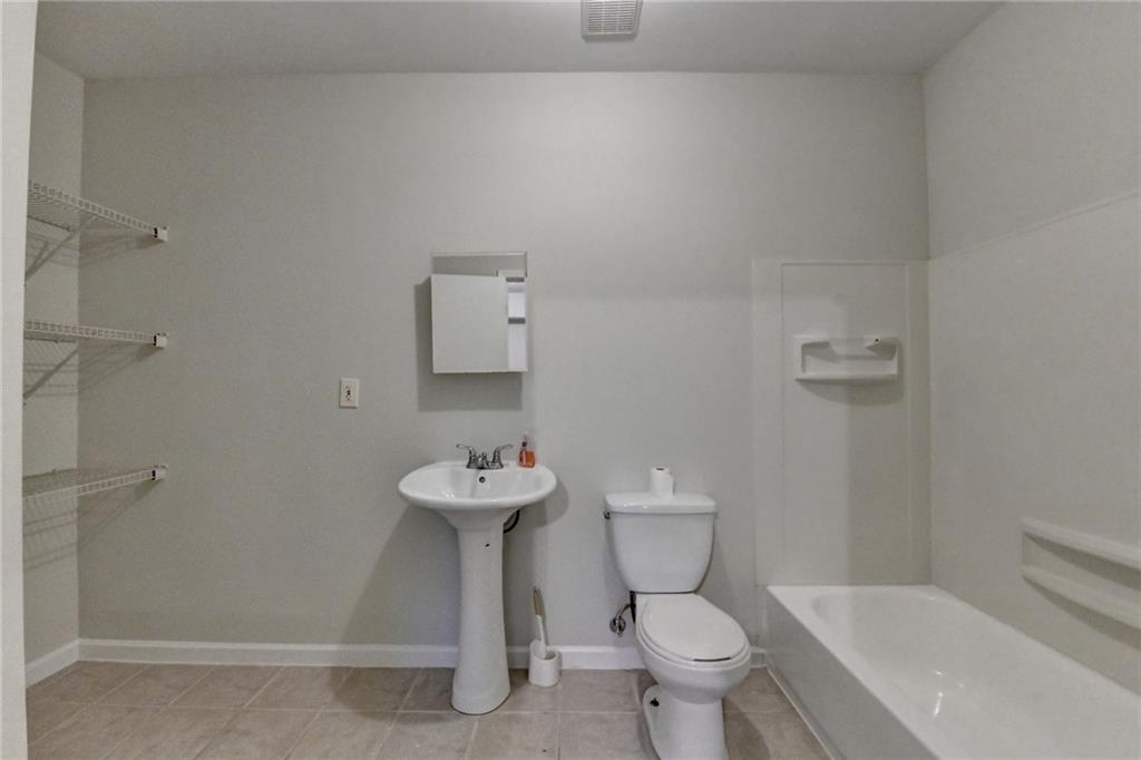 105 Villa Pl Ct Tucker, GA 30084