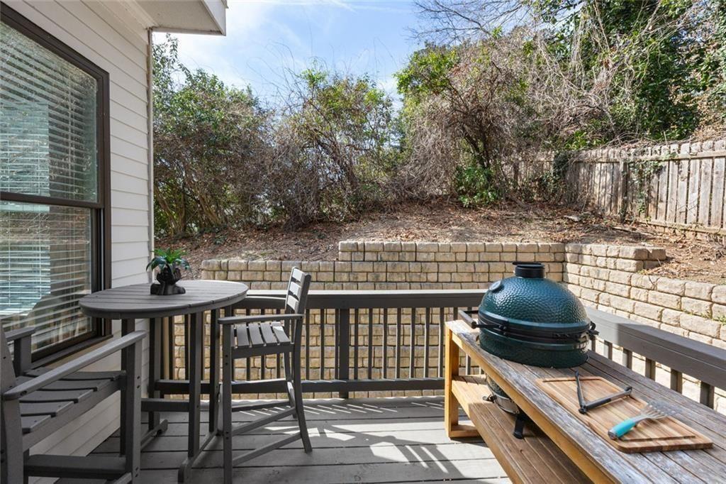 1808 Huntington Hls Ln Atlanta, GA 30309