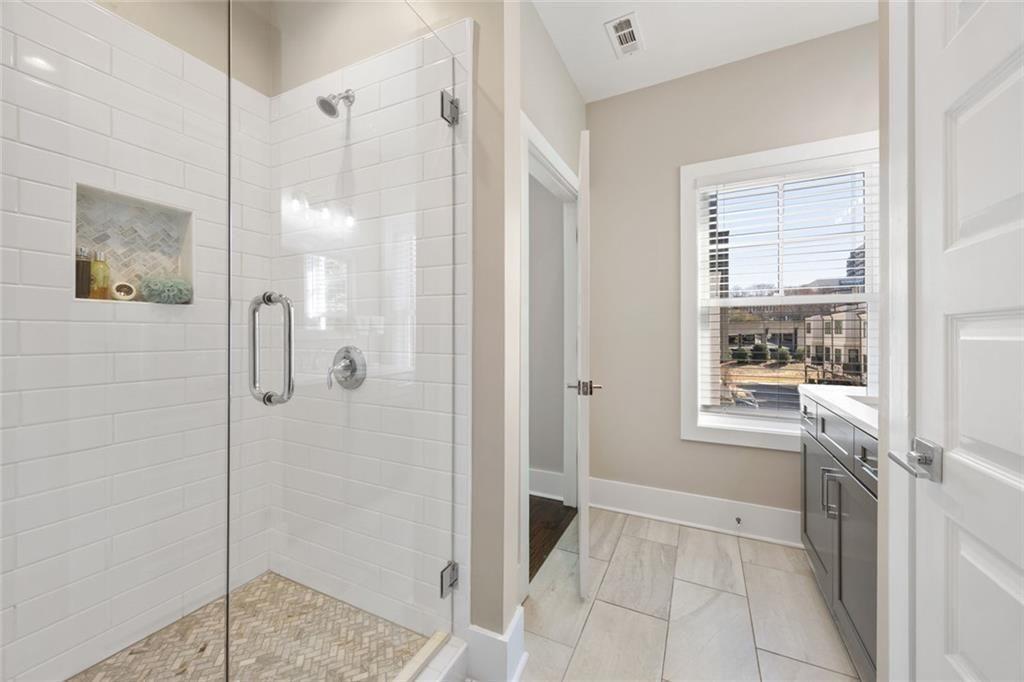 1808 Huntington Hls Ln Atlanta, GA 30309