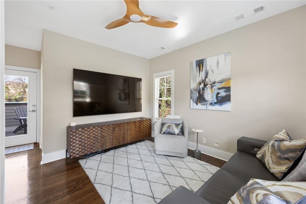 1808 Huntington Hls Ln Atlanta, GA 30309