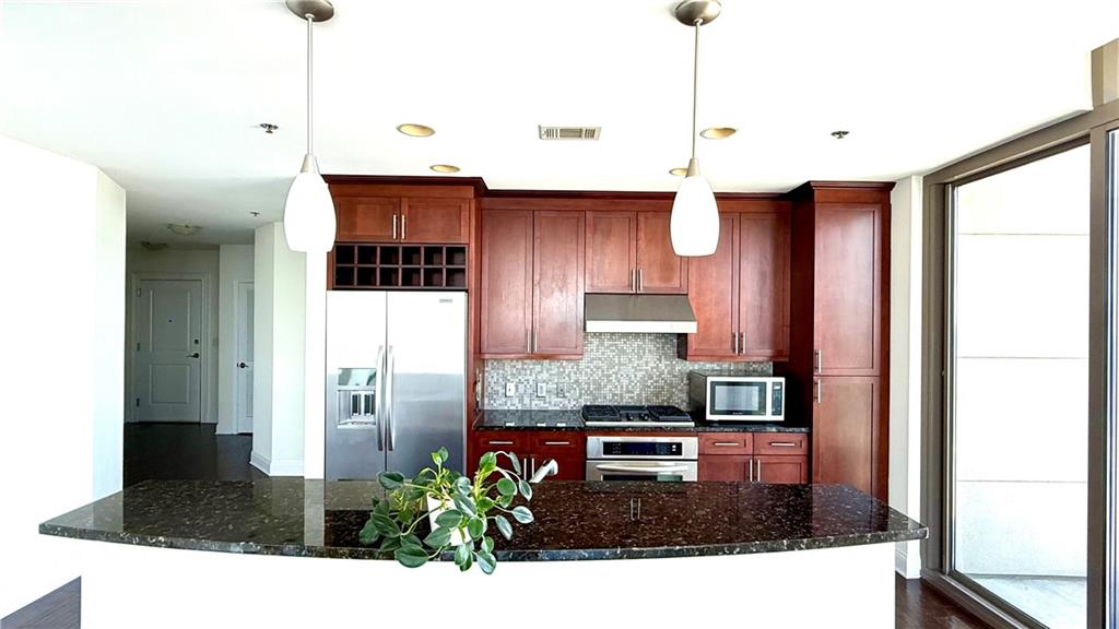 270 17th St #3510 Atlanta, GA 30363