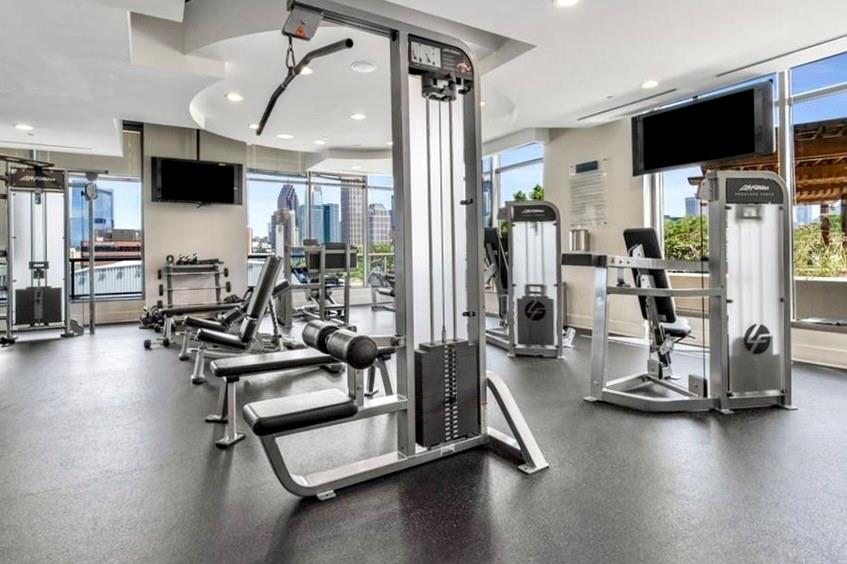 270 17th St #3510 Atlanta, GA 30363