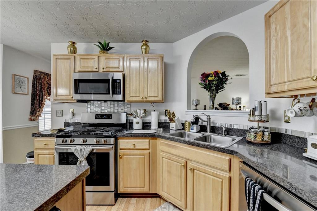 1149 Quail Hunt Dr Riverdale, GA 30296