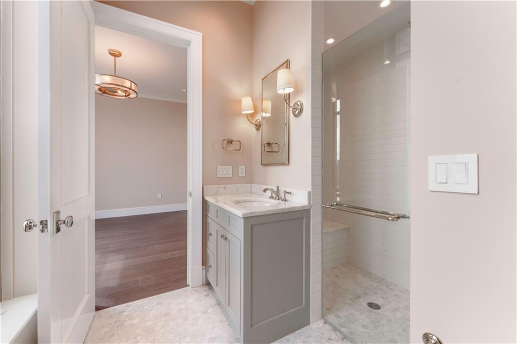 3376 Peachtree Rd #35A Atlanta, GA 30326