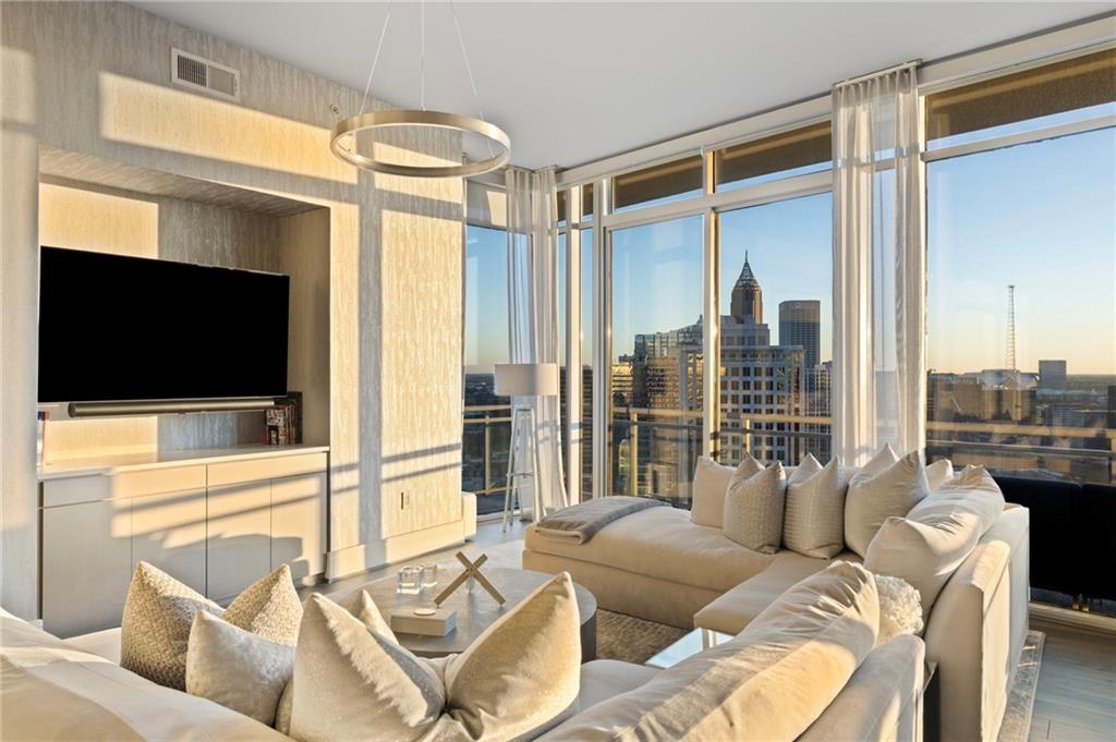 1065 Peachtree St #3604 Atlanta, GA 30309