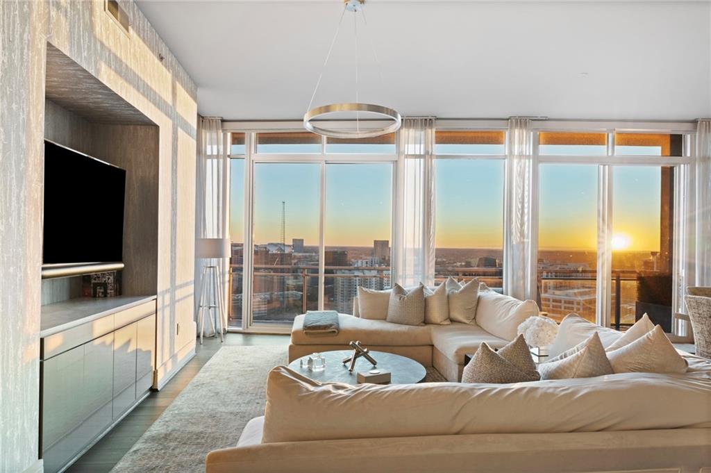 1065 Peachtree St #3604 Atlanta, GA 30309