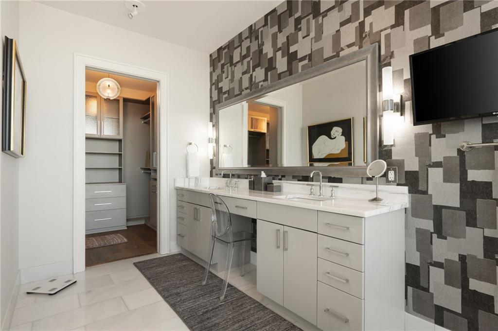 1065 Peachtree St #3604 Atlanta, GA 30309