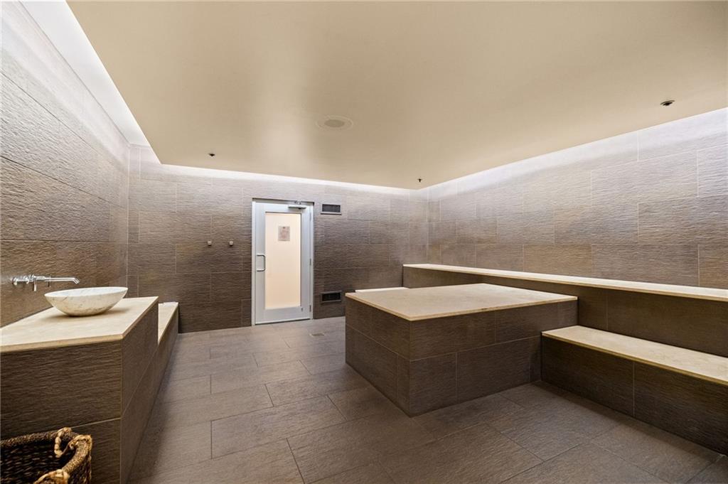 1065 Peachtree St #3604 Atlanta, GA 30309