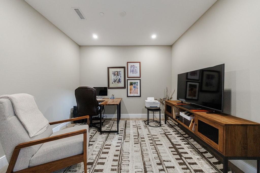 2425 Peachtree Rd #1401 Atlanta, GA 30305