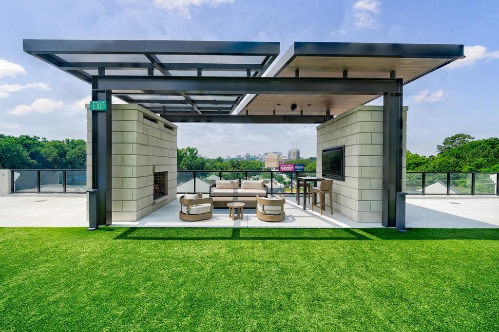 2425 Peachtree Rd #1401 Atlanta, GA 30305