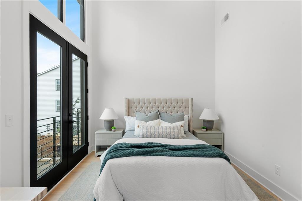 1169 Penny Ln Atlanta, GA 30329