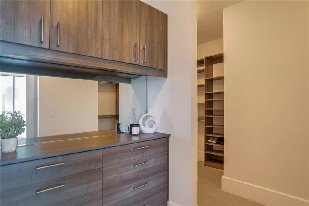 1065 Peachtree St #3505 Atlanta, GA 30309