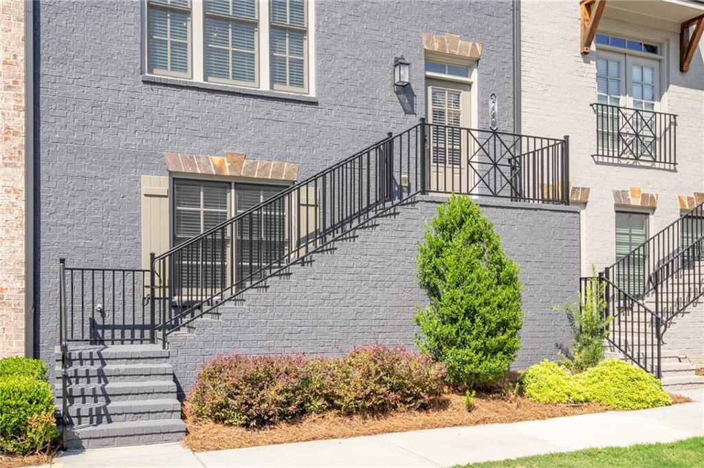 2440 Skyland Way Brookhaven, GA 30319