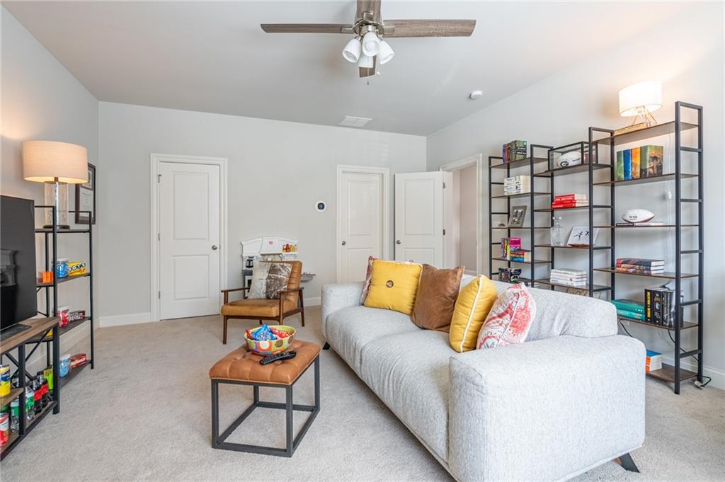 2440 Skyland Way Brookhaven, GA 30319