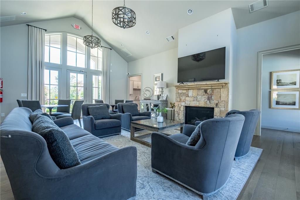 2440 Skyland Way Brookhaven, GA 30319