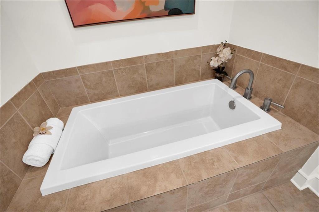 222 12th St #1508 Atlanta, GA 30309