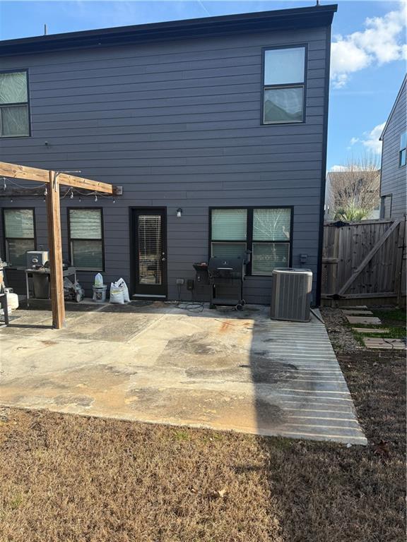 4046 Lk Manor Way Atlanta, GA 30349