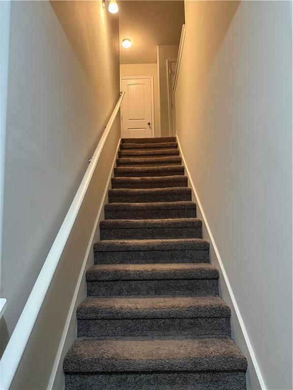 4046 Lk Manor Way Atlanta, GA 30349